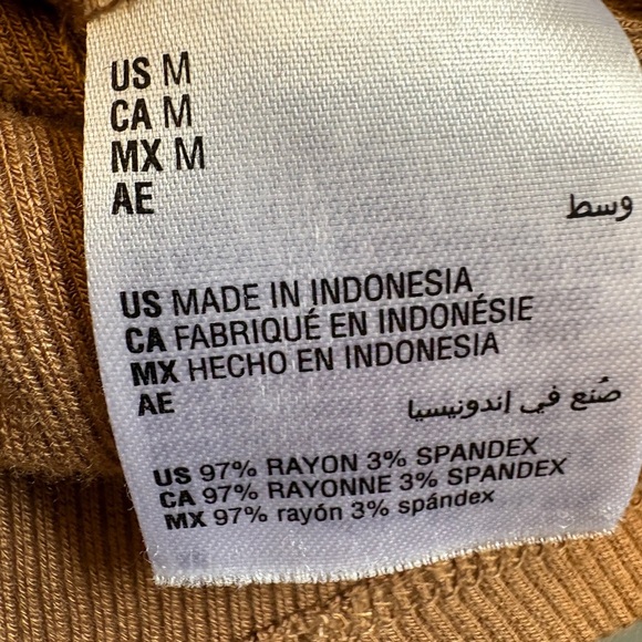 INC International Concepts Tan Fitted Vneck long sleeve women's Blouse Medium - Picture 6 of 10